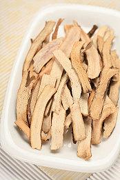 黑暗童话《惊悚故事3：英格莉忏悔录》今日登陆Steam